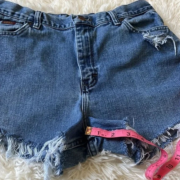 Vintage Lee - Women’s Cut Off Denim Shorts, Distressed Jean Shorts size 12 - Picture 3 of 7